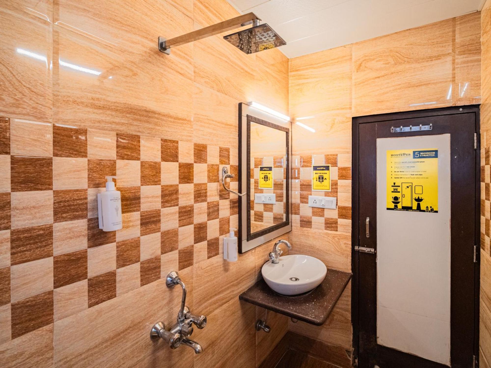 The Hosteller Shimla Chambre photo